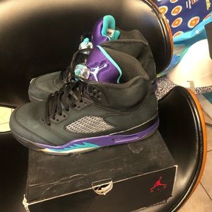 Black grape jordan 5 for sale size 8.